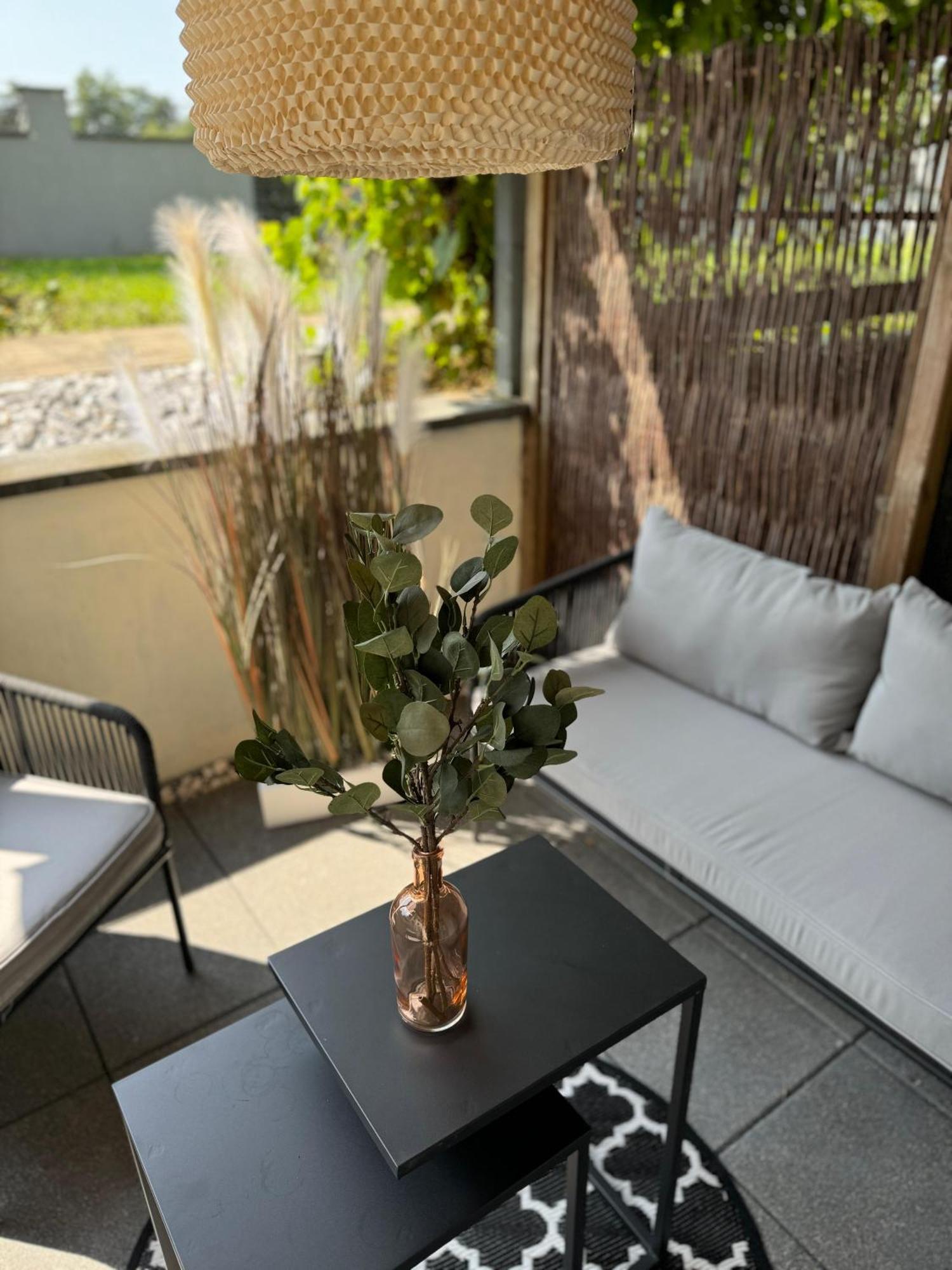 Blossom Apartment Garden View - Klimatisiert FDH Екстериор снимка